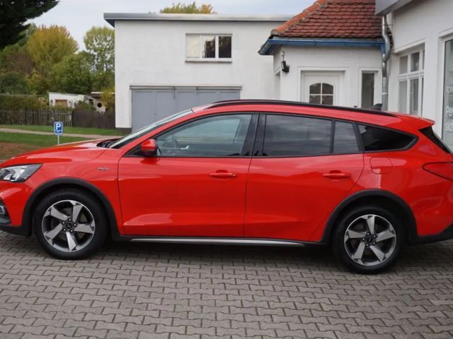 Ford Focus Active EcoBoost Wagon