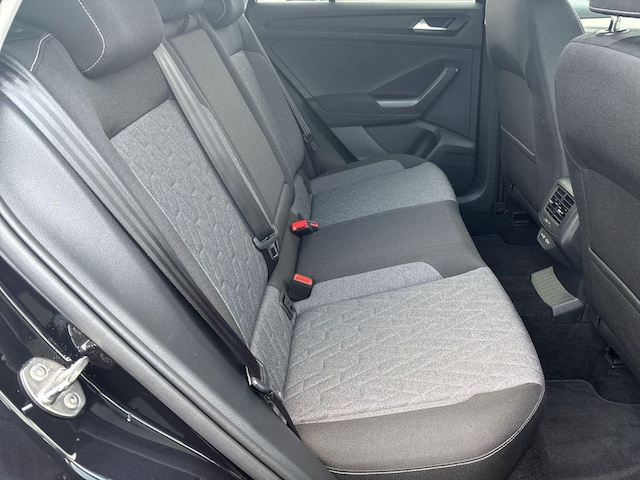 Volkswagen T-Roc 1.5 TSI DSG Move