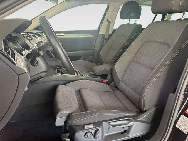 Volkswagen Passat 1.5 TSI Business DSG Variant