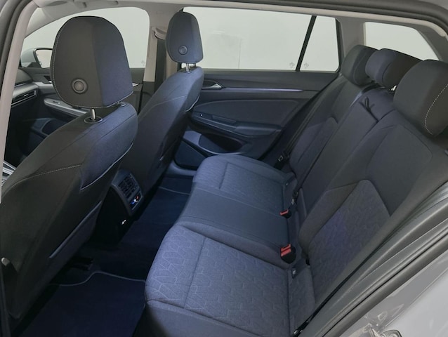 Volkswagen Golf 1.5 eTSI Golf VIII Variant