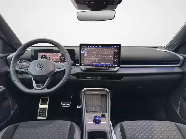 Volkswagen T-Roc 1.5 eTSI DSG R-Line