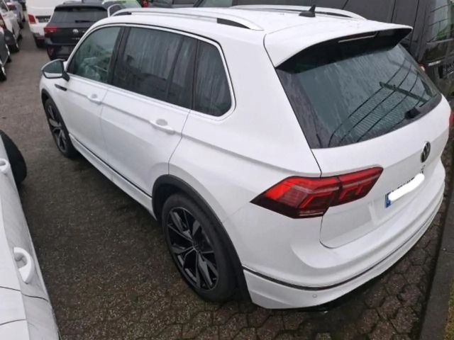 Volkswagen Tiguan R 4M Matrix/Nav/DCC/ACC/Assist/SHZ/20"