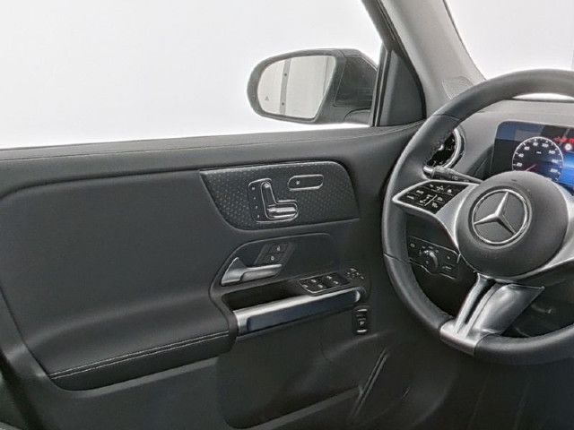Mercedes-Benz GLB 250 4MATIC