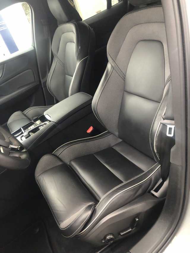 Volvo V60 AWD Dark Hybrid Plus T6