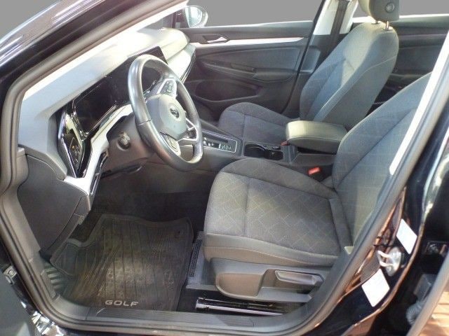 Volkswagen Golf 1.5 eTSI Golf VIII Life