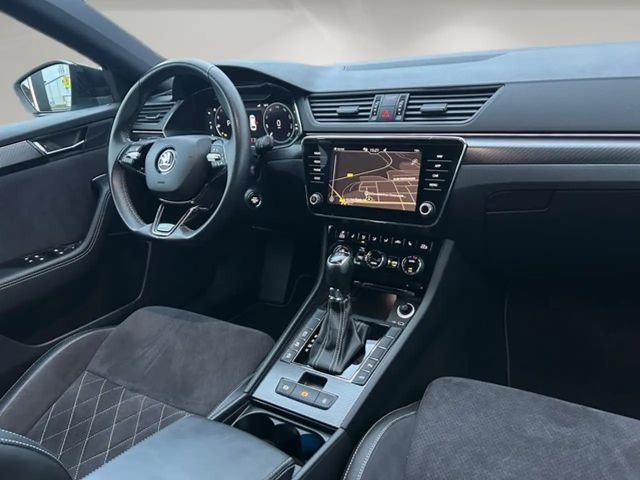 Skoda Superb 2.0 TDI Combi Sportline