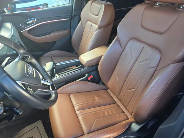 Audi Q8 e-tron 55 Business Quattro