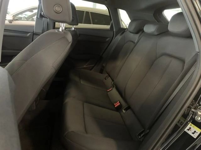 Audi A3 30 TFSI Sedan Sportback
