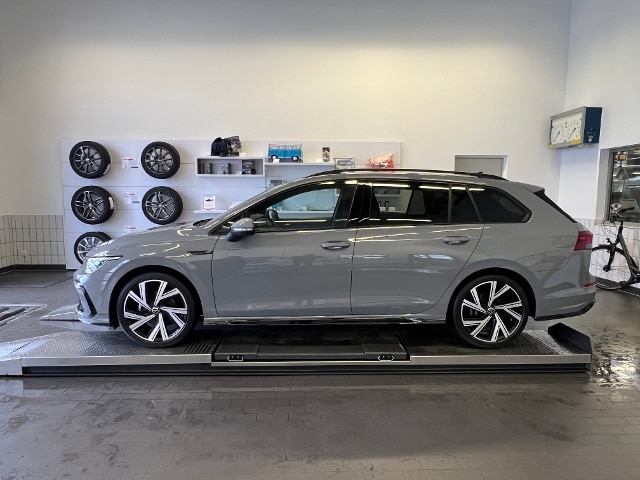 Volkswagen Golf 1.5 eTSI DSG Golf VIII Variant