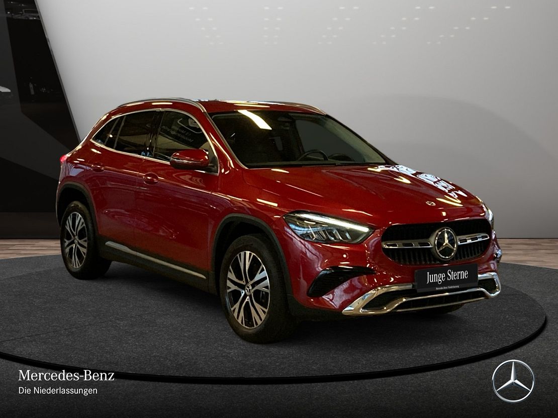 Mercedes-Benz GLA 250 4MATIC Progressive