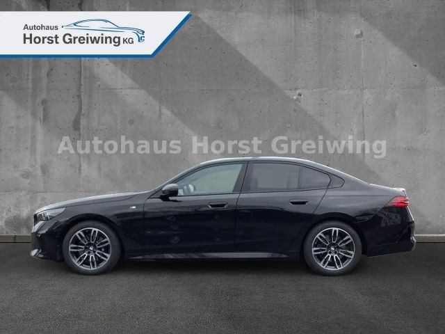 BMW 520 520d M-Sport Sedan xDrive