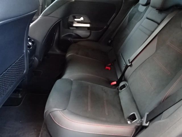 Mercedes-Benz EQA 350 4MATIC AMG Line