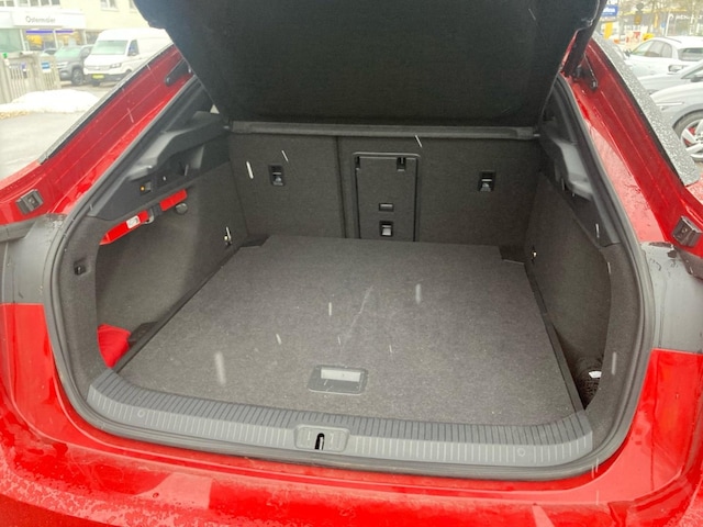 Volkswagen ID.7 340PS 4M NP.76T ACC.5J-G.WÄRMEPUMPE.AHK.AREA-VIEW.NAVI.HUD.LED.LKRD-HZ