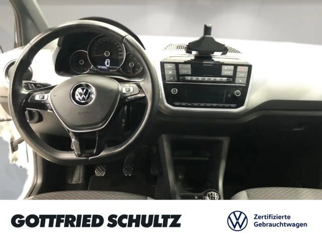 Volkswagen up! Active