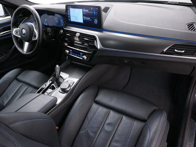 BMW 530 530e M-Sport xDrive