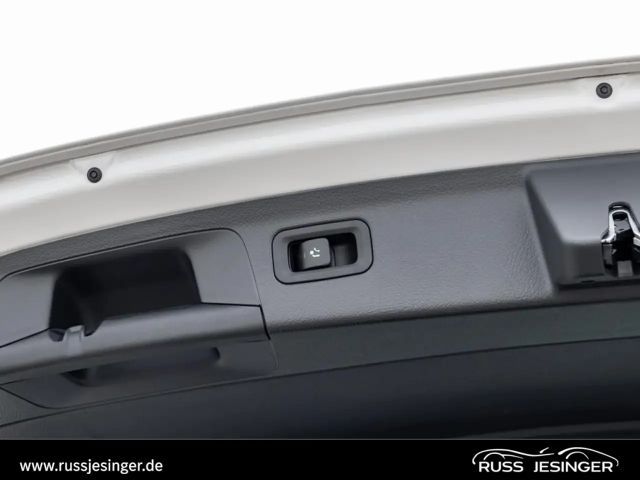 Mercedes-Benz A 200 Progressive