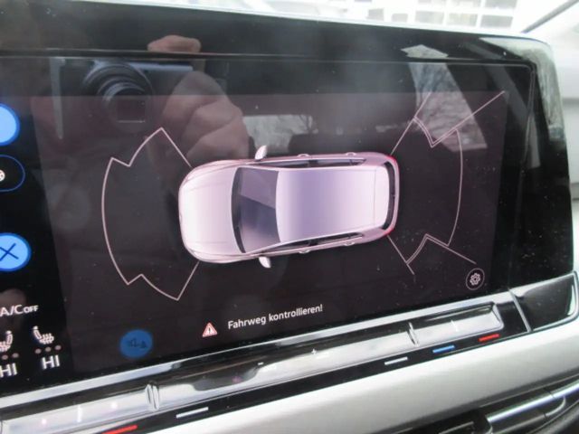 Volkswagen Golf 1.5 TSI IQ.Drive Life