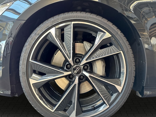 Audi A6 50 TDI Avant Quattro S-Line