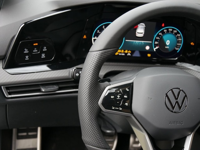 Volkswagen Golf 1.5 eTSI R-Line