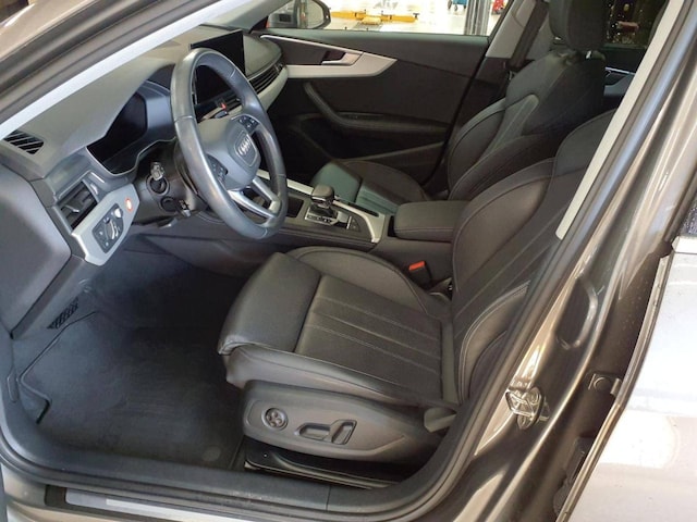 Audi A4 35 TDI S-Tronic Sedan