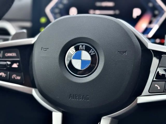 BMW 318 318i M-Sport Sedan