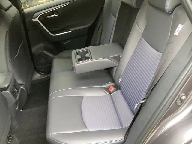 Toyota RAV4 Hybride Style