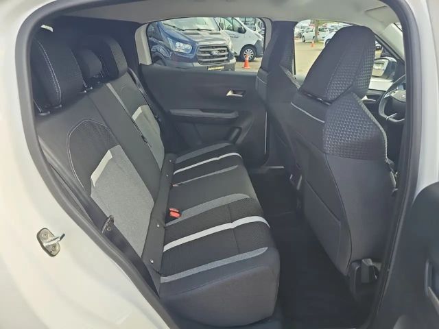 Opel Frontera Digitales Cockpit Soundsystem LED Apple CarPlay An