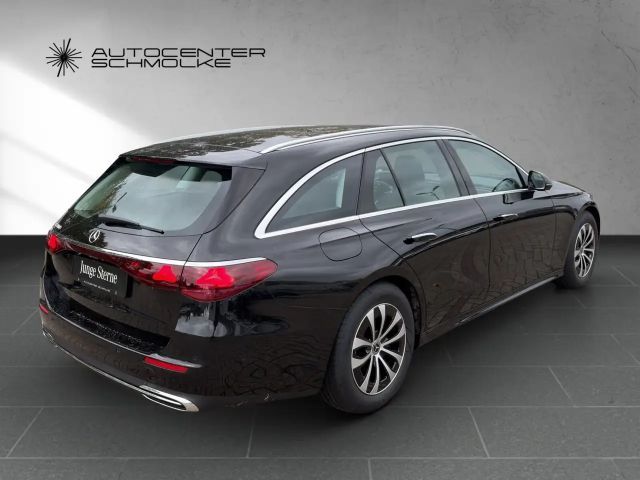 Mercedes-Benz E 200 AVANTGARDE Estate