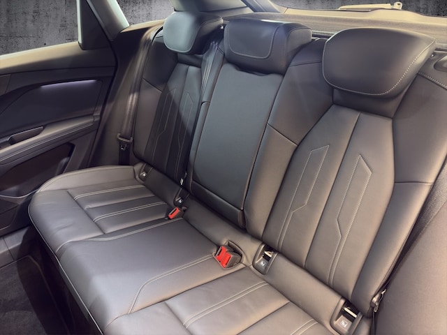 Audi Q4 e-tron SUV 45 e-tron Audi Q4 e-tron