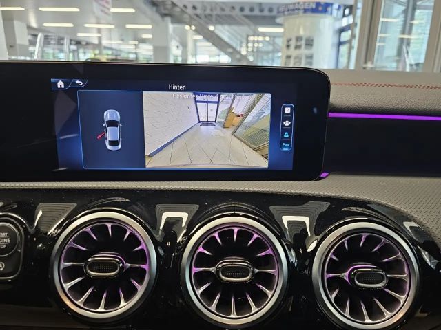 Mercedes-Benz CLA 200 AMG Line Coupé