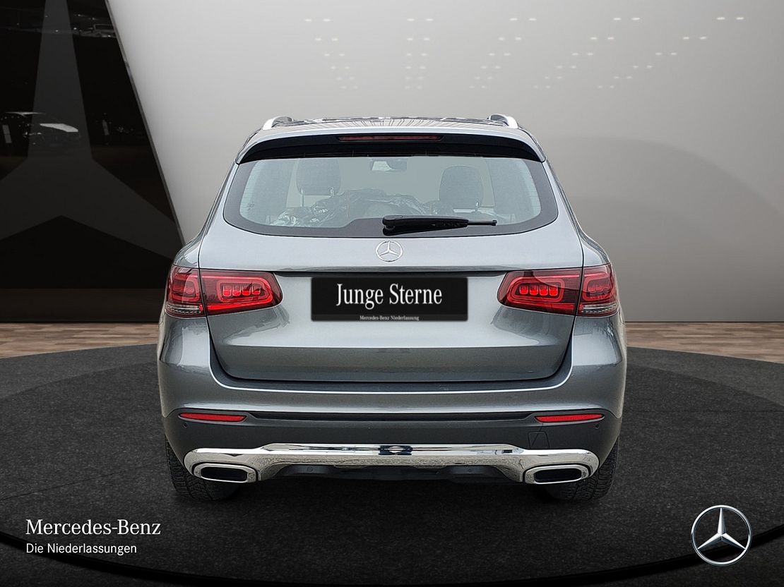 Mercedes-Benz GLC 300 4MATIC AMG Line GLC 300 d