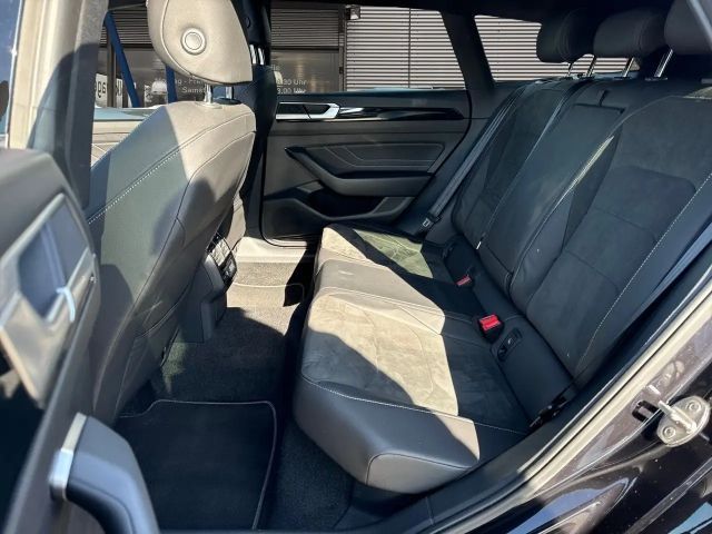 Volkswagen Arteon R-Line eHybrid