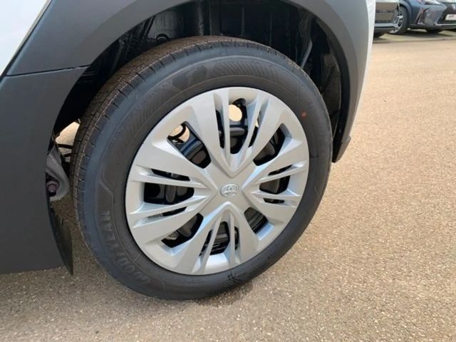 Toyota Aygo X Business Hatchback