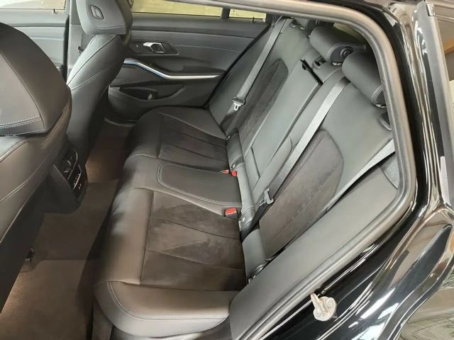 BMW 320 320d M-Sport Touring xDrive