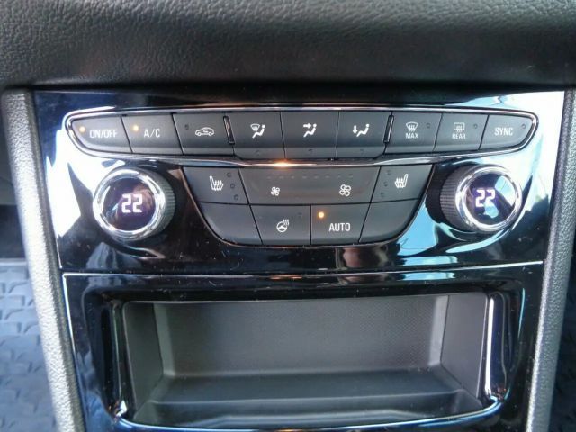 Opel Astra GS-Line Grand Sport