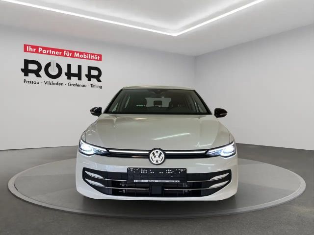 Volkswagen Golf 1.5 eTSI BMT DSG Golf VIII