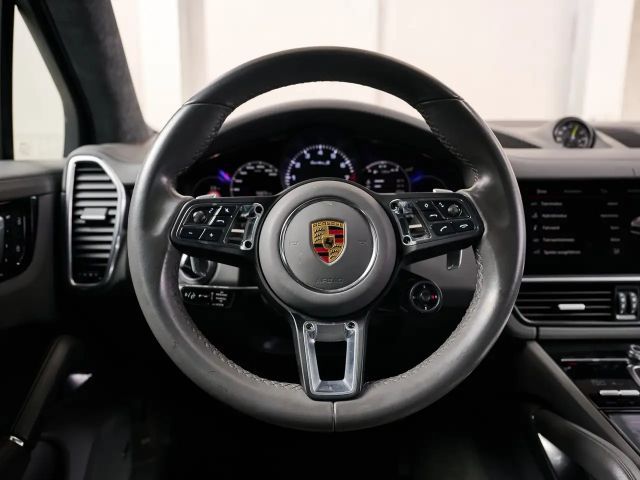 Porsche Cayenne E-Hybrid S Turbo