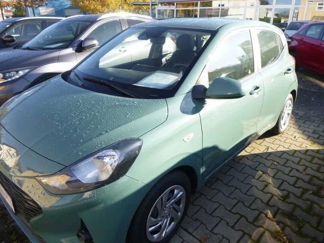 Hyundai i10 1.0