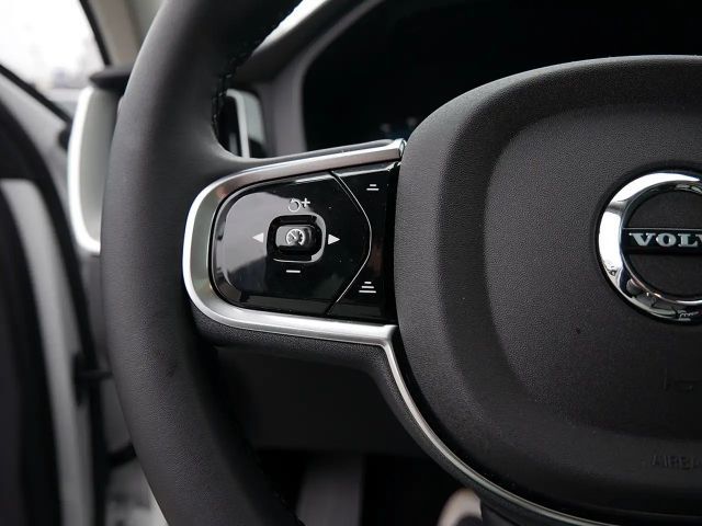 Volvo XC60 AWD Dark Plus T6