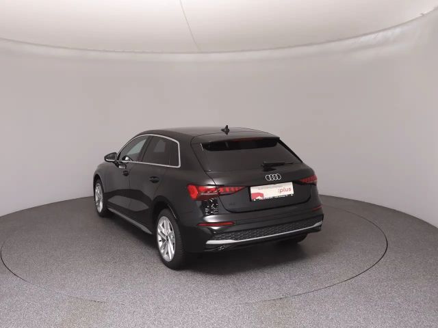 Audi A3 30 TFSI Sedan