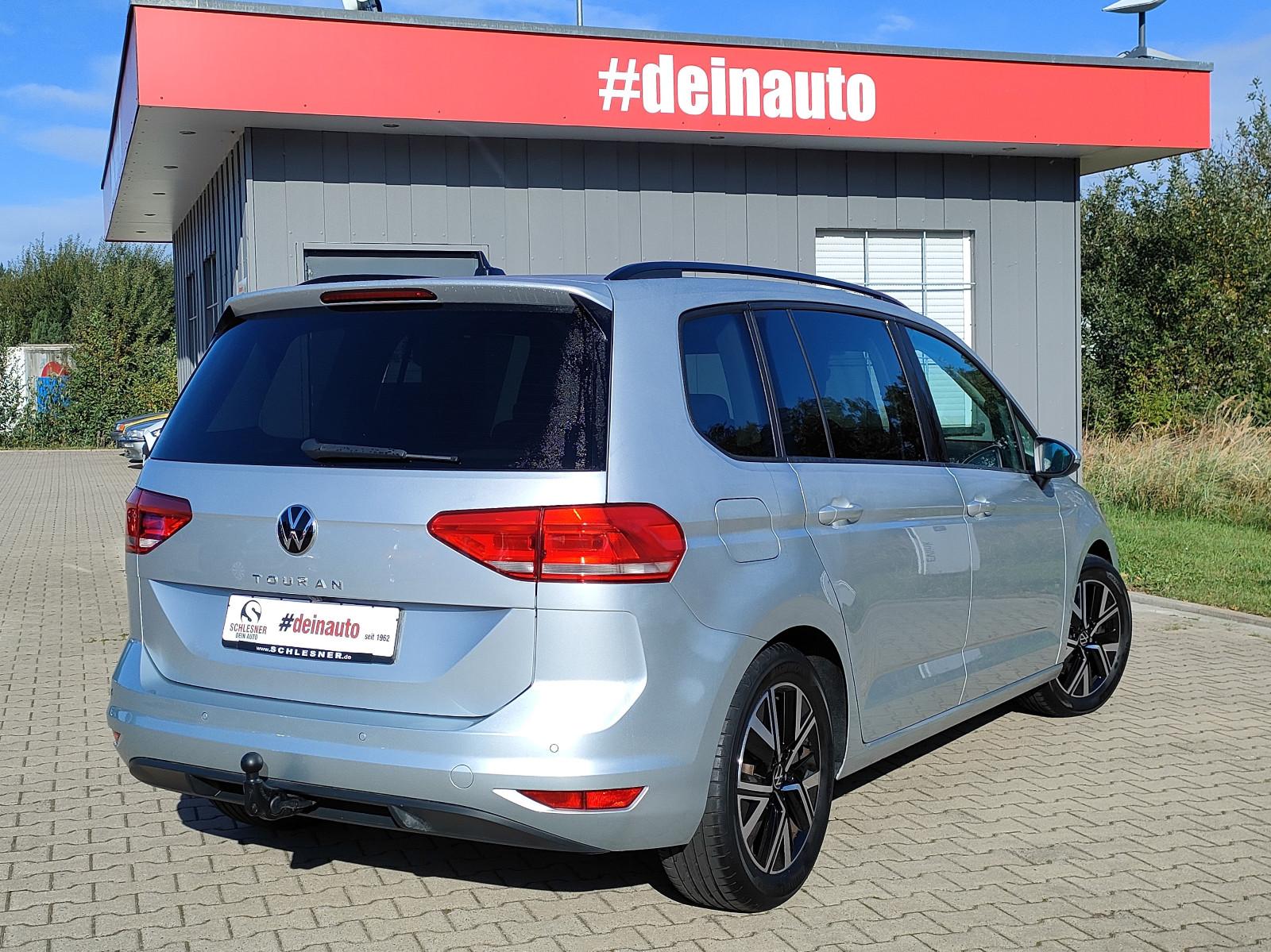 Volkswagen Touran 1.5 TSI DSG