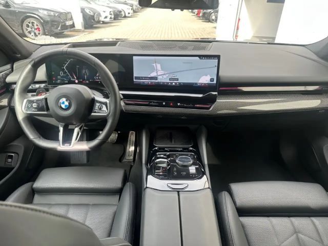 BMW 540 540d M-Sport Touring xDrive