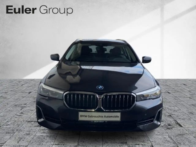 BMW 530 530e Touring
