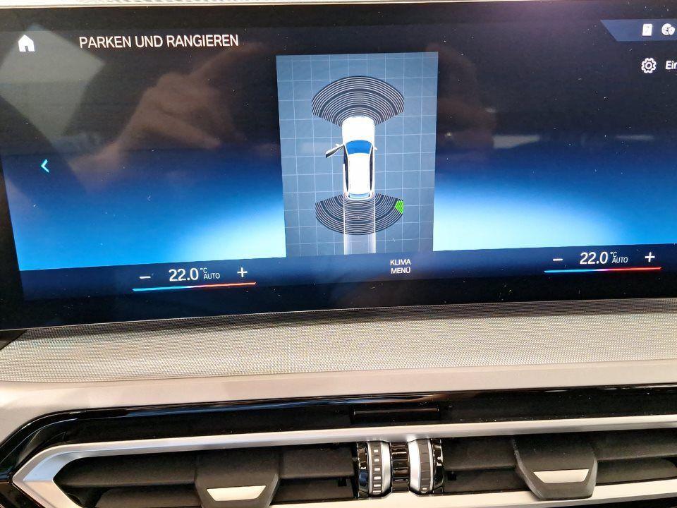 BMW 330 330i Touring xDrive