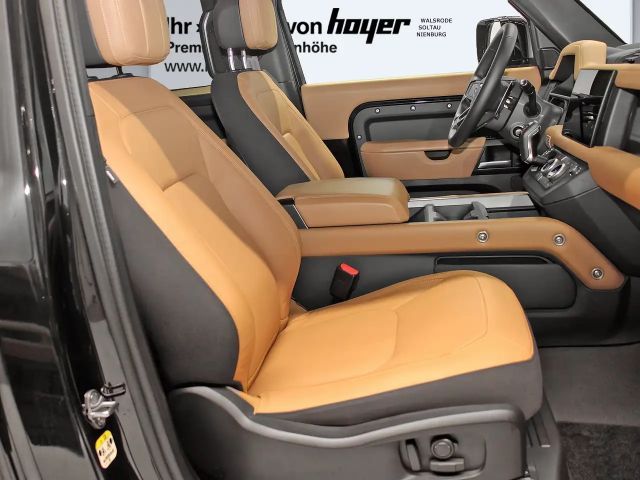 Land Rover Defender 90 Black Pack