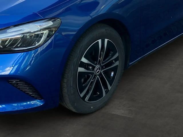 Mercedes-Benz B 220 B 220 d Progressive Sedan