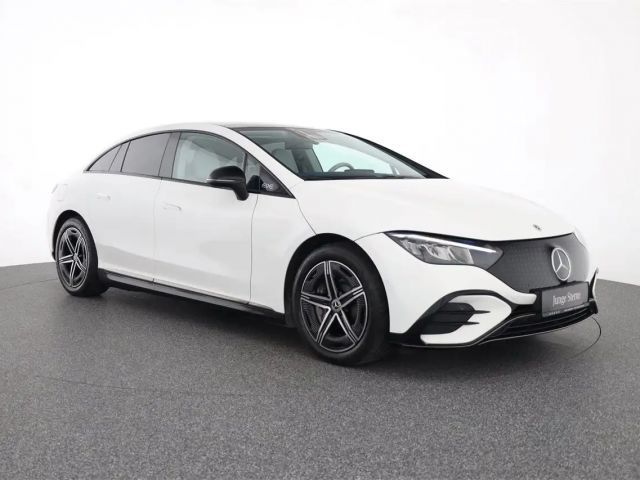 Mercedes-Benz EQE 300 Sedan