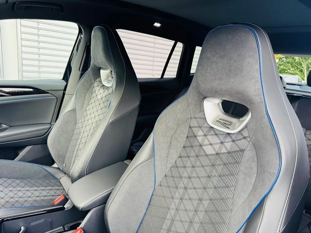 Volkswagen Tiguan 2.0 TDI R-Line