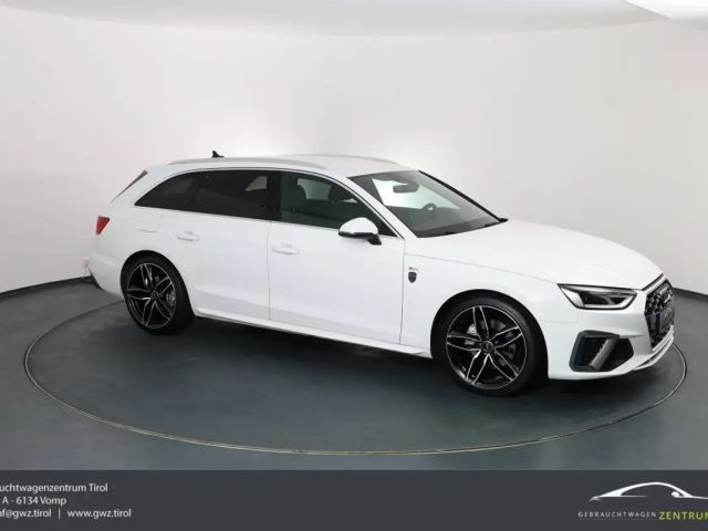 Audi A4 30 TDI Avant S-Line