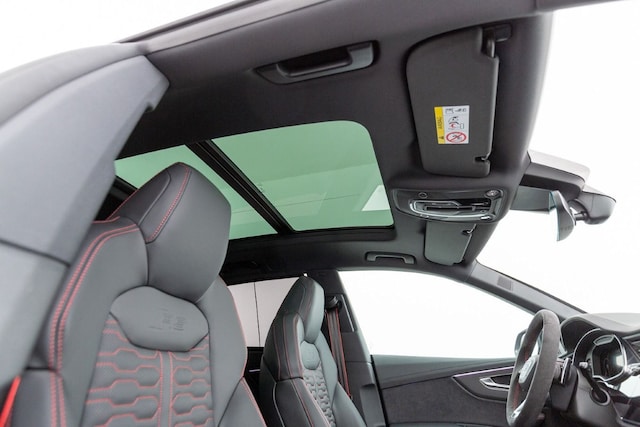 Audi RS Q8 Performance Quattro